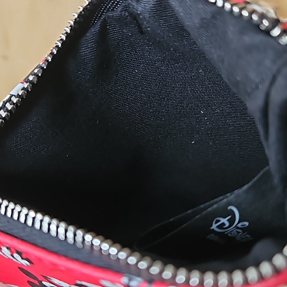 DISNEY BUCKLE DOWN MICKEY COIN POUCH - Picture 11 of 13